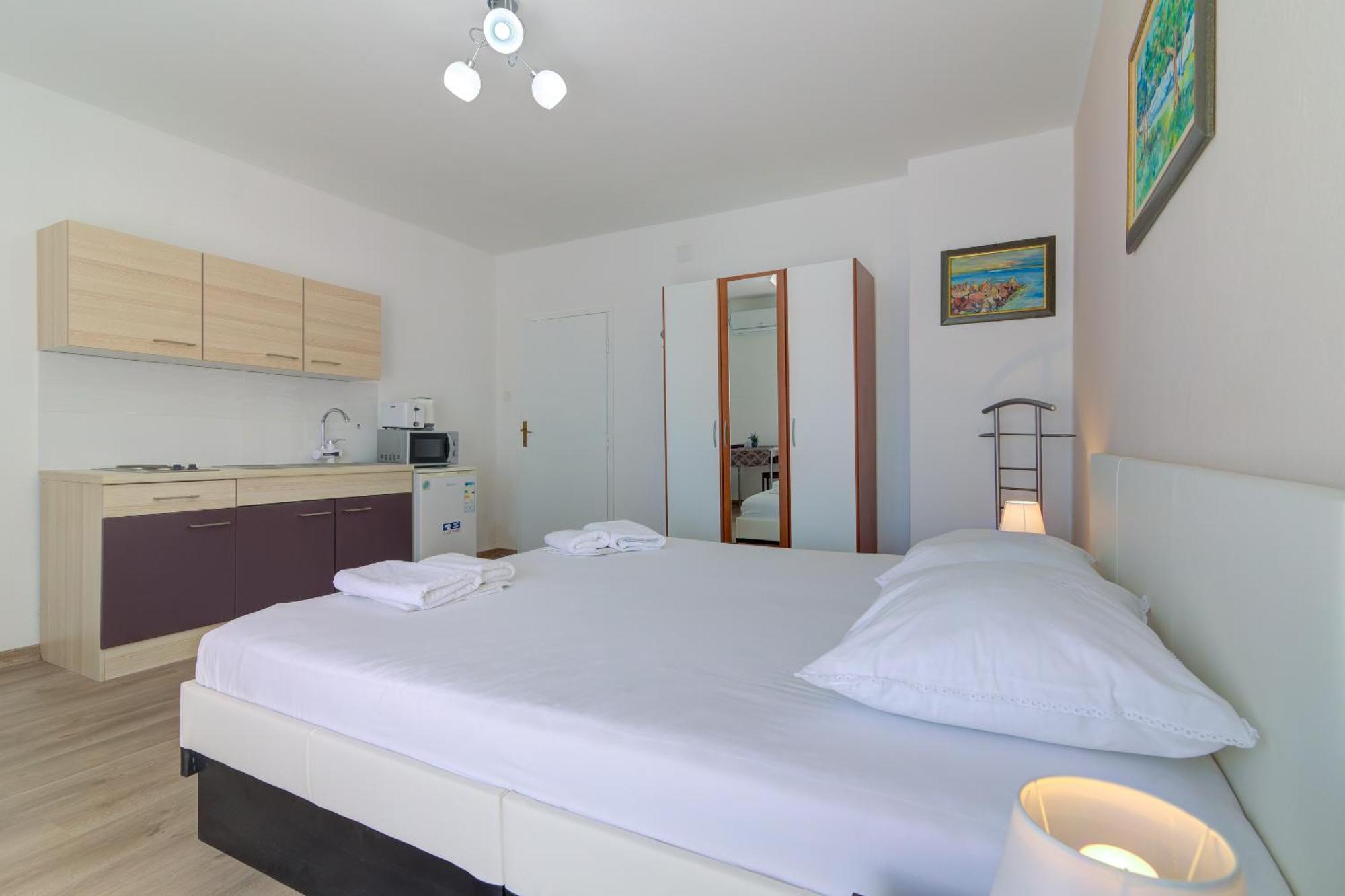 Apartmani Ana Senj  Δωμάτιο φωτογραφία